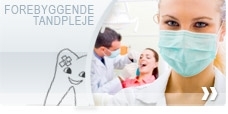 Kvinde med operationsmaske og et logo af en tand